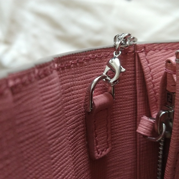 FENDI Monster Wallet on Chain - Picture 7 of 8